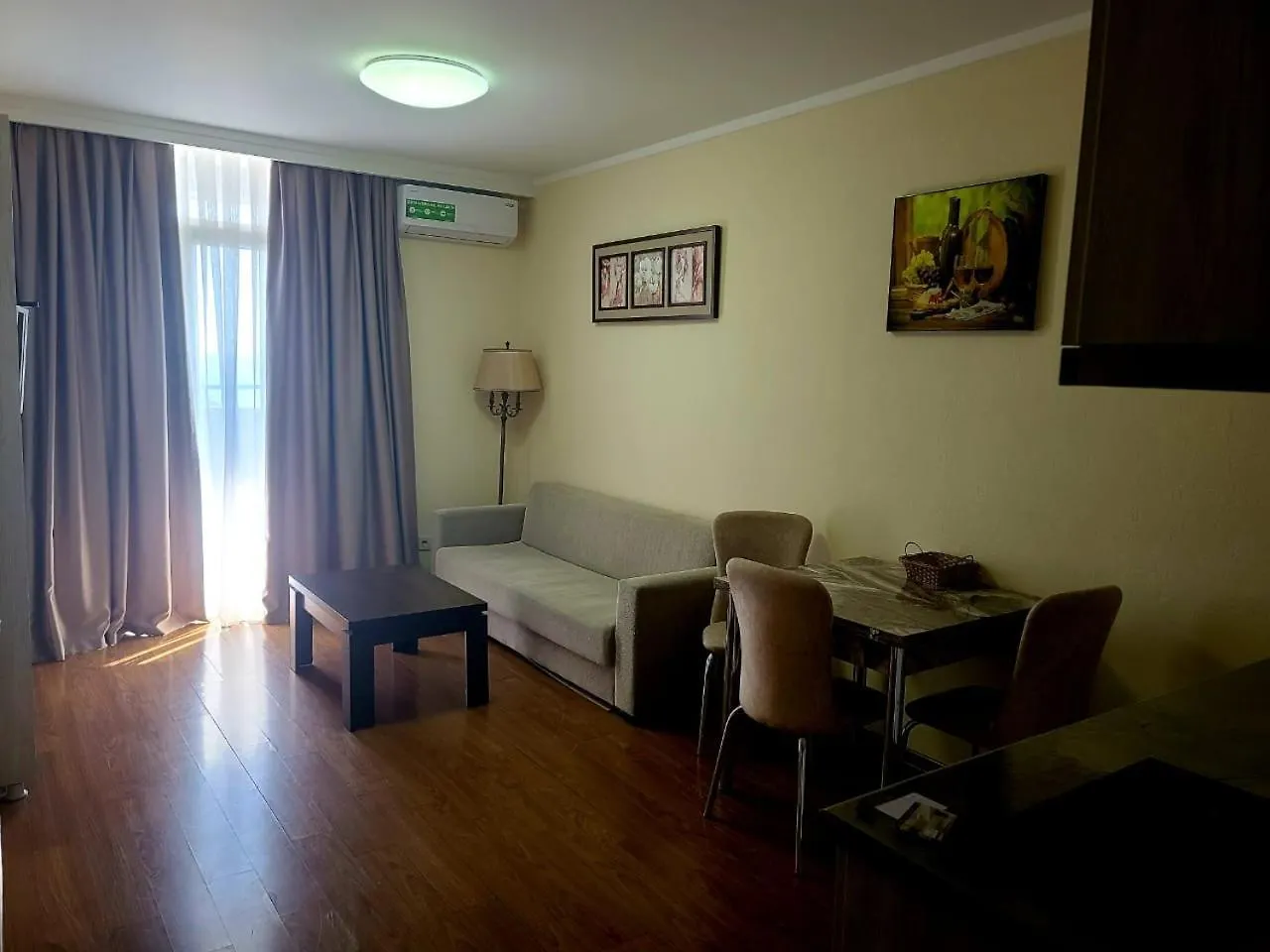 Orbi Residens With One Separate Bedroom Batumi 0*,  Georgien